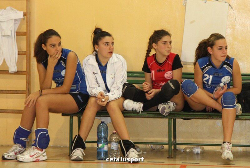 111116 volley 134y_tn.jpg